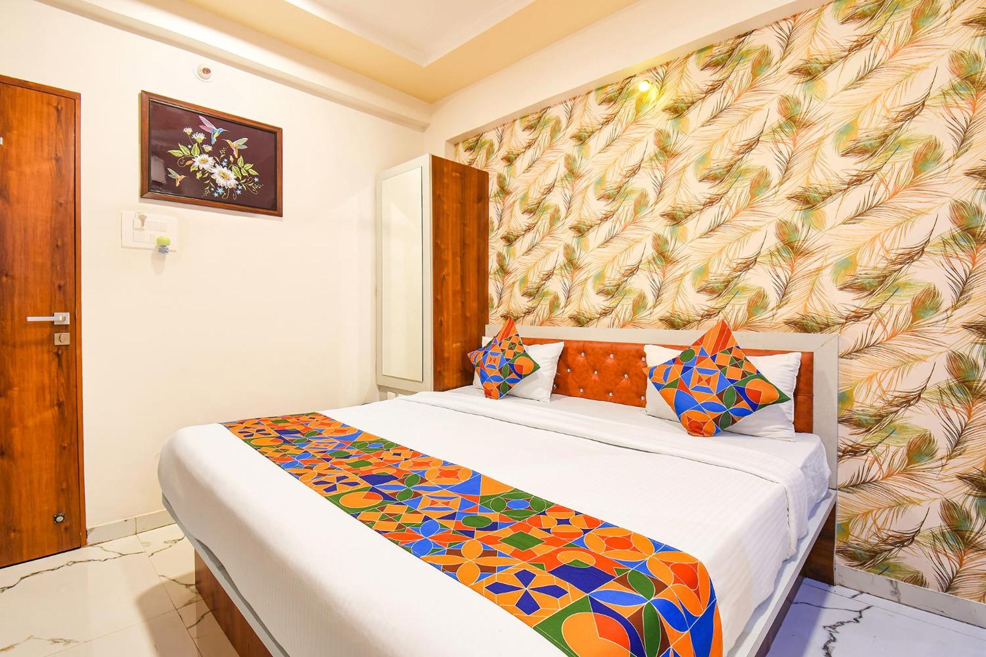Fabhotel Prime Kharadi Residency - Nr Lohgaon ปูเน่ ภายนอก รูปภาพ