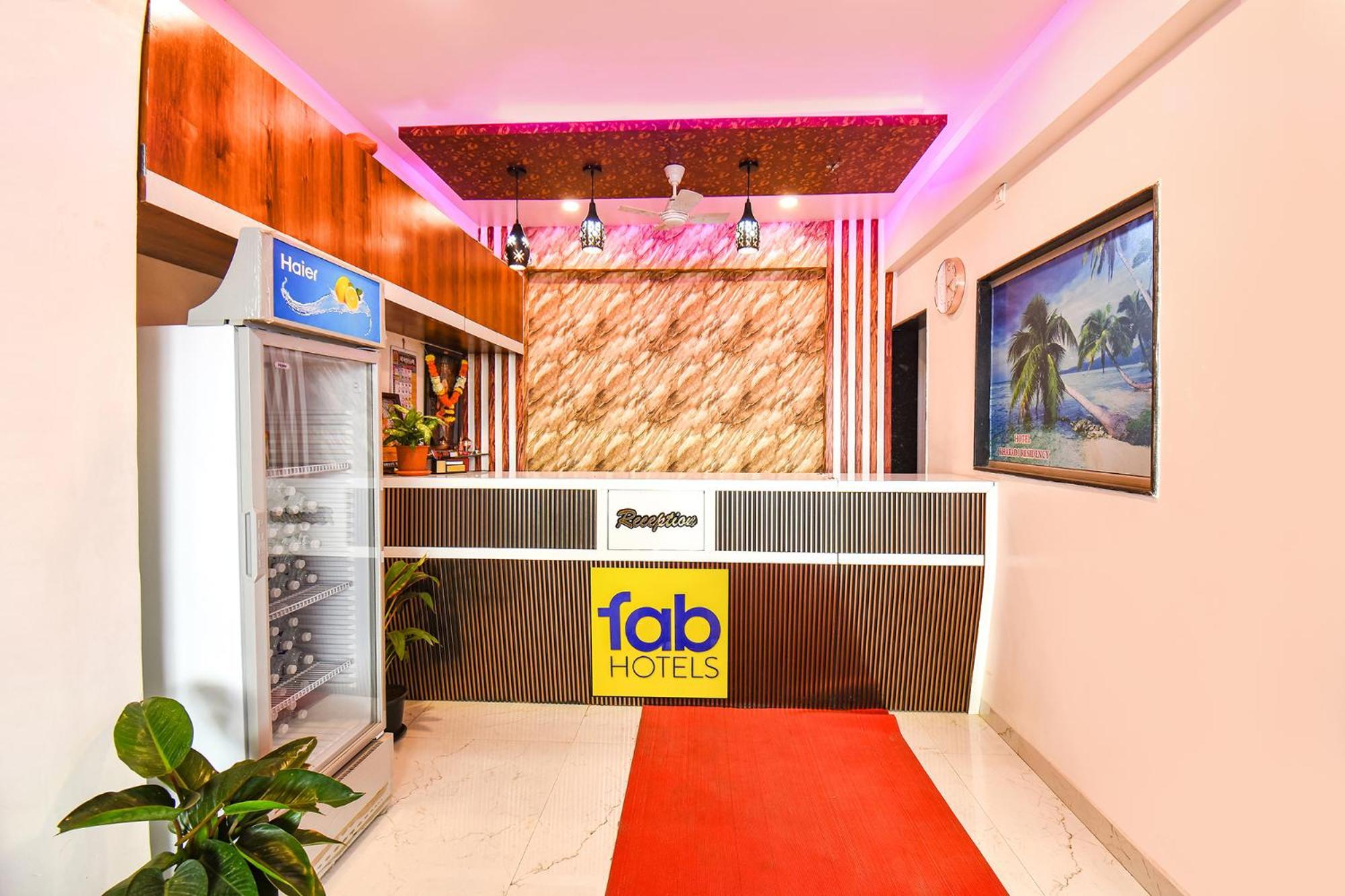 Fabhotel Prime Kharadi Residency - Nr Lohgaon ปูเน่ ภายนอก รูปภาพ